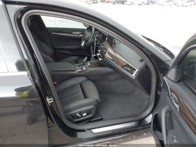 WBAJA5C58KWW11641 BMW 530I