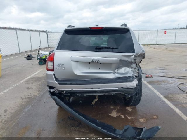 1C4NJDEB6GD756150 Jeep Compass Latitude