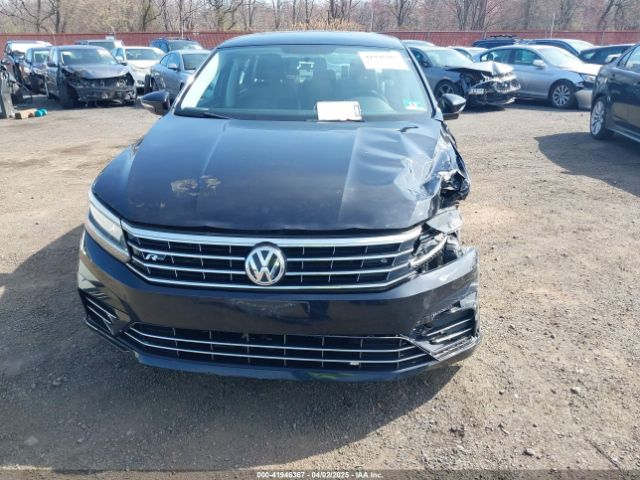 1VWAA7A33JC042324 Volkswagen Passat 2.0t R-line/2.0t S