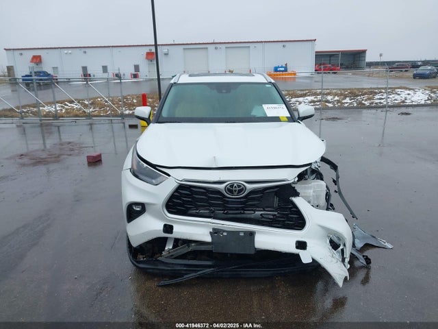 5TDGZRBH8NS589556 Toyota 2gr-fks