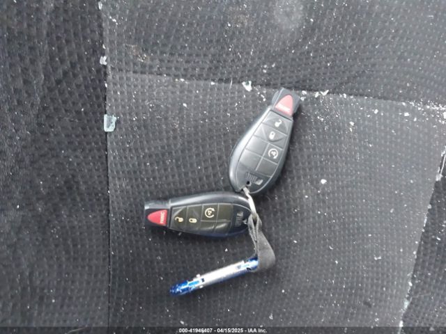 2C4RDGBGXKR528085 Dodge Grand Caravan Se Plus