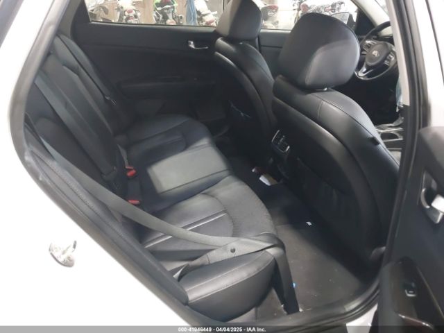 5XXGU4L33JG227084 KIA OPTIMA EX