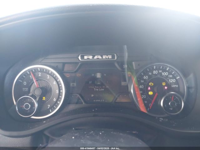 1C6RRFBG9NN426250 RAM 1500 Big Horn  4x4 6'4 Box
