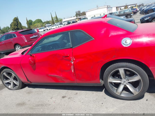 2C3CDZAG1KH652565 Dodge Challenger Sxt