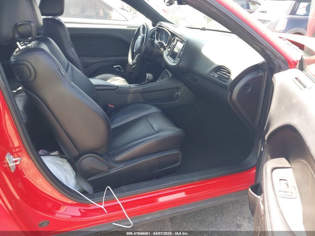 2C3CDZAG1KH652565 Dodge Challenger Sxt