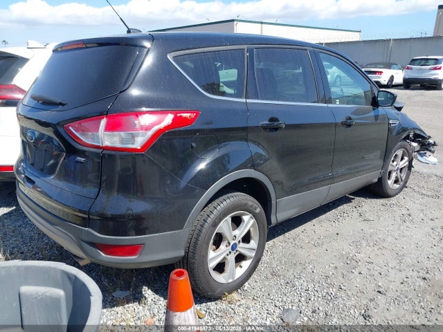 1FMCU0G74GUB38501 Ford ESCAPE SE