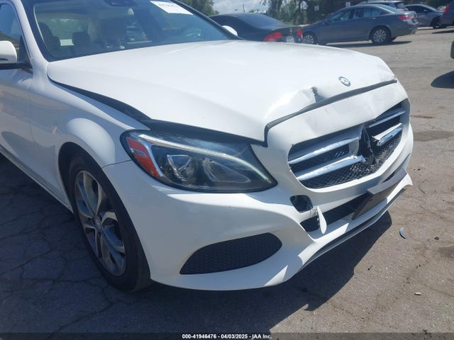 55SWF4JB4GU146475 Mercedes-Benz C 300 Luxury/sport