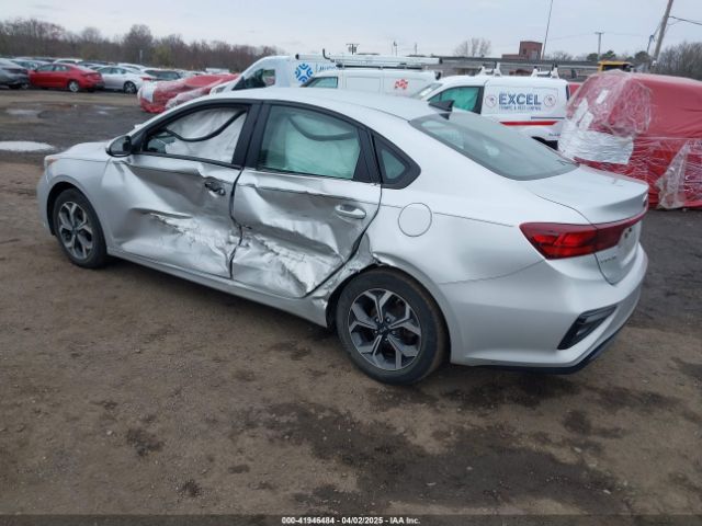 3KPF24AD5KE125406 KIA Forte Lxs