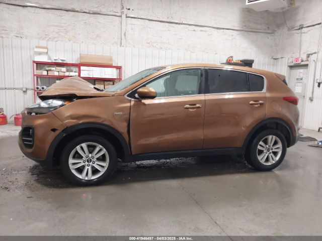 KNDPMCAC9J7403108 KIA Sportage Lx