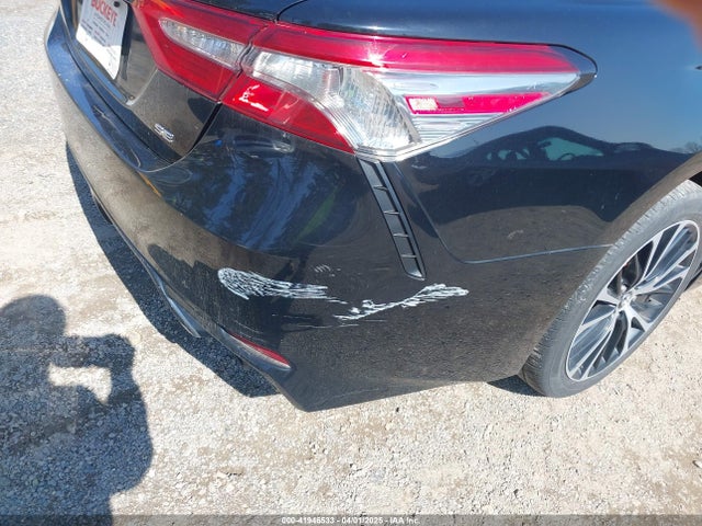 4T1B11HK5JU592759 Toyota CAMRY SE
