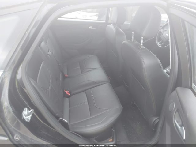 1FADP3N21FL230250 Ford Focus Titanium