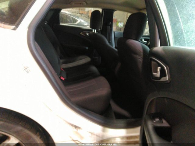 1C3CCCAB9FN708205 Chrysler 200 Limited