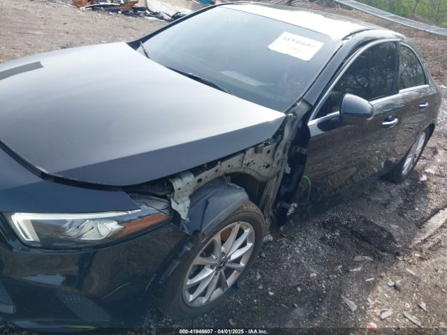 WDD3G4FB9LW037998 Mercedes-Benz A 220 4matic