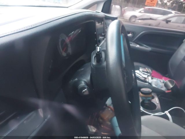5TDXZ3DC0HS800493 Toyota Sienna Se 8 Passenger