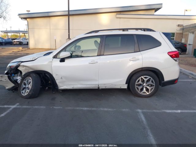 JF2SKACC8RH432222 Subaru Forester Premium
