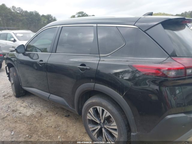 5N1BT3BA1NC724501 Nissan Rogue Sv Fwd