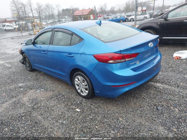 5NPD74LF1HH068455 Hyundai ELANTRA SE