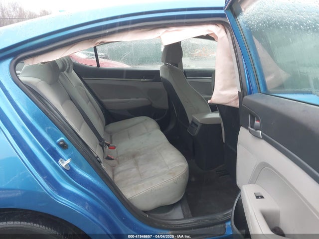 5NPD74LF1HH068455 Hyundai ELANTRA SE
