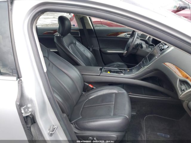 3LN6L2G99ER824115 Lincoln MKZ