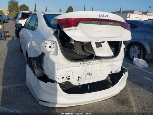 3KPF24AD6PE539124 KIA Forte Lxs