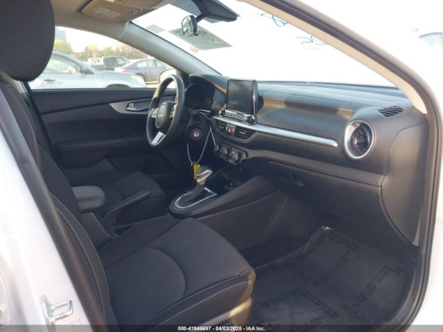 3KPF24AD6PE539124 KIA Forte Lxs