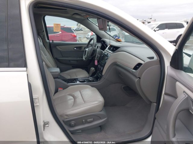 1GNKRHKD7EJ245710 Chevrolet Traverse 2lt