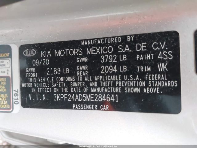 3KPF24AD5ME284641 KIA Forte Lxs