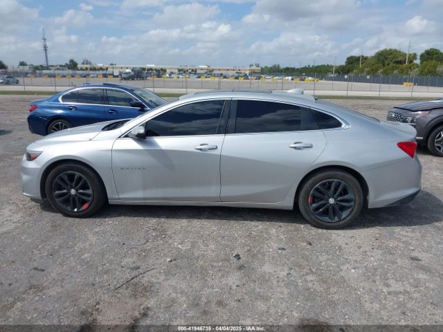 1G1ZD5ST1JF138069 Chevrolet MALIBU LT