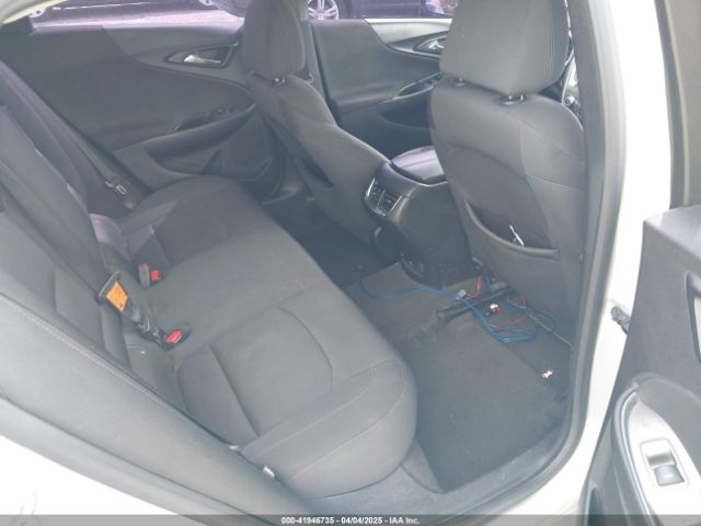 1G1ZD5ST1JF138069 Chevrolet MALIBU LT