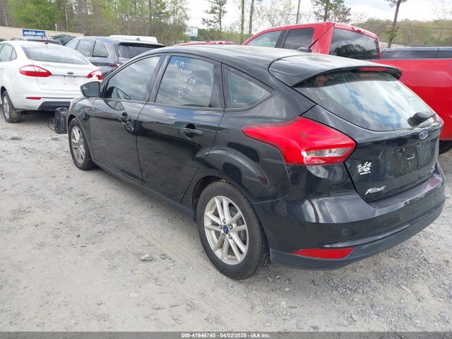 1FADP3KE2FL273042 Ford FOCUS SE