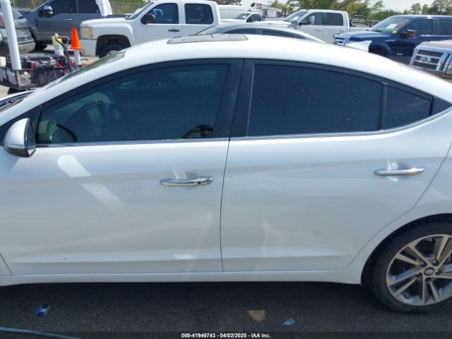 5NPD84LFXHH205678 Hyundai Elantra Limited