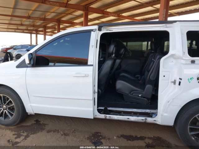 2C4RDGEG9HR586130 Dodge Grand Caravan Gt