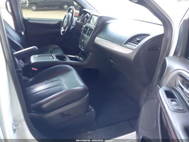 2C4RDGEG9HR586130 Dodge Grand Caravan Gt
