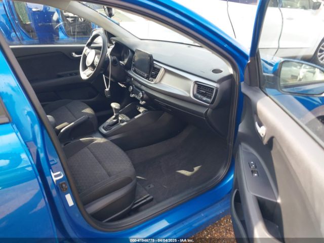 3KPA25AD2PE622498 KIA Rio 5-door S
