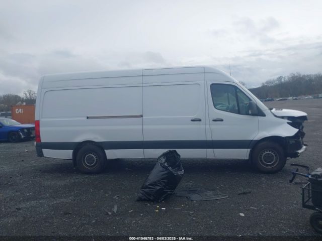 W1W4ECHY8LT036251 Mercedes-Benz Sprinter 2500 High Roof V6