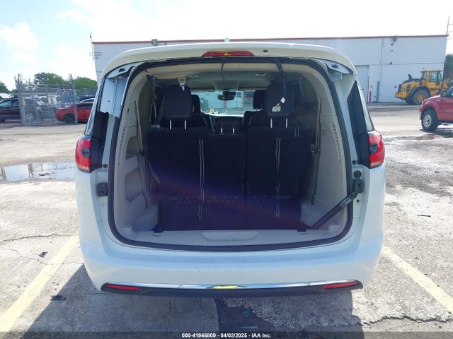 Chrysler Pacifica Touring L 2022 2C4RC1BGXNR233654 Image 16