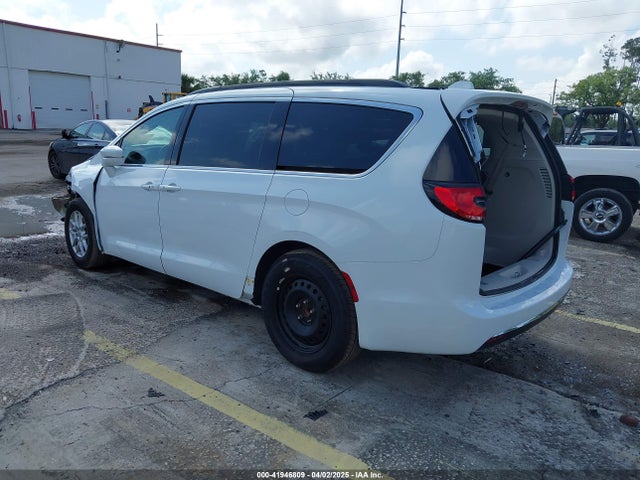 Chrysler Pacifica Touring L 2022 2C4RC1BGXNR233654 Image 3
