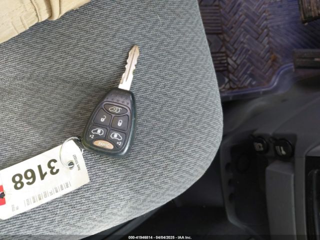 2006 CHRYSLER TOWN & COUNTRY 2A4GP54L36R617249 Photo 10
