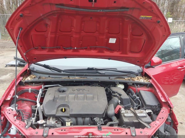 2T1BURHE0JC013078 Toyota COROLLA LE