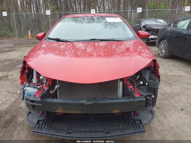 2T1BURHE0JC013078 Toyota COROLLA LE