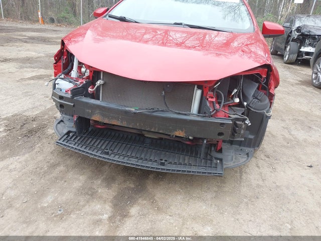 2T1BURHE0JC013078 Toyota COROLLA LE
