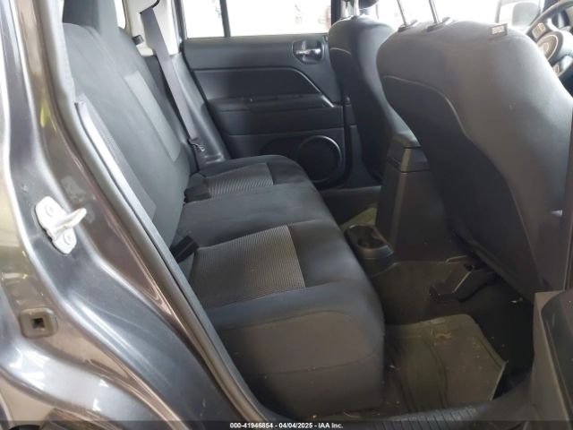 1C4NJRBBXGD683043 Jeep Patriot Sport