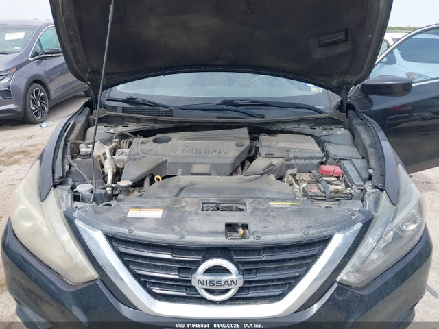 1N4AL3AP2HN360514 Nissan Altima 2.5 Sr