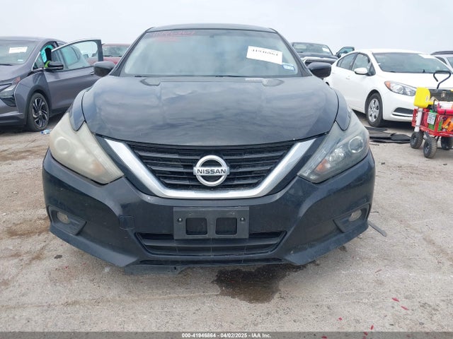 1N4AL3AP2HN360514 Nissan Altima 2.5 Sr