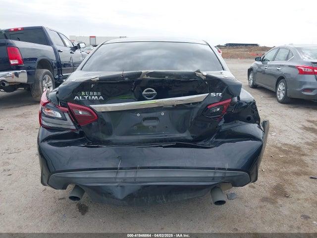 1N4AL3AP2HN360514 Nissan Altima 2.5 Sr