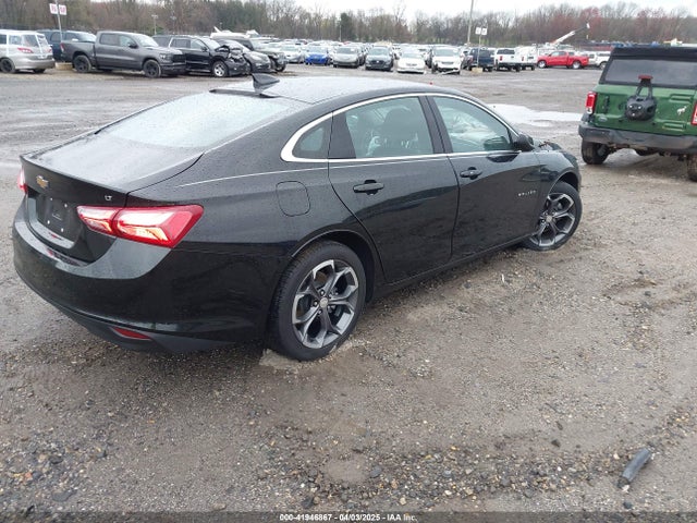 1G1ZD5ST6NF145735 Chevrolet Malibu Fwd Lt