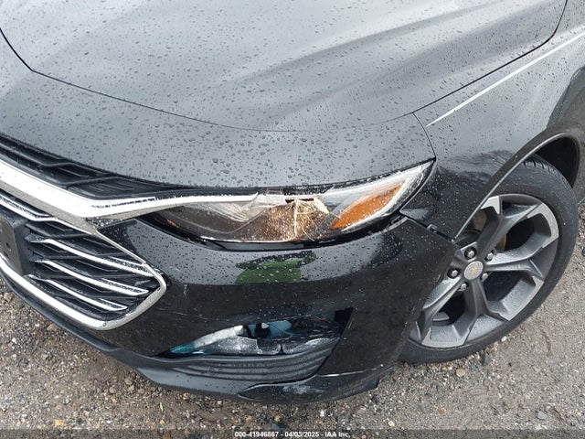 1G1ZD5ST6NF145735 Chevrolet Malibu Fwd Lt