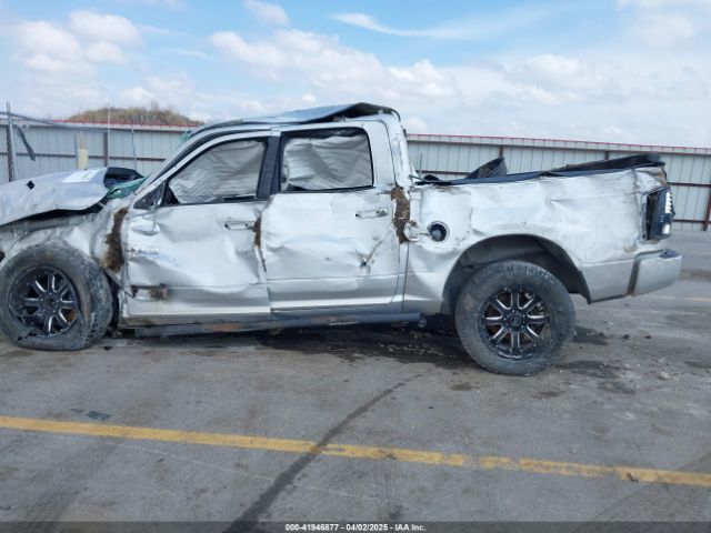 1C6RR7MT6JS275086 RAM 1500 Sport  4x4 5'7 Box