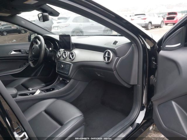 WDCTG4GB4HJ334961 Mercedes-Benz Gla 250 4matic