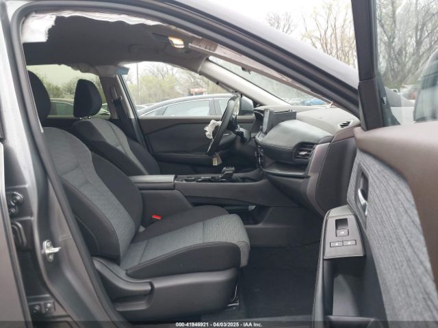 JN8BT3BB7PW470327 Nissan Rogue Sv Intelligent Awd
